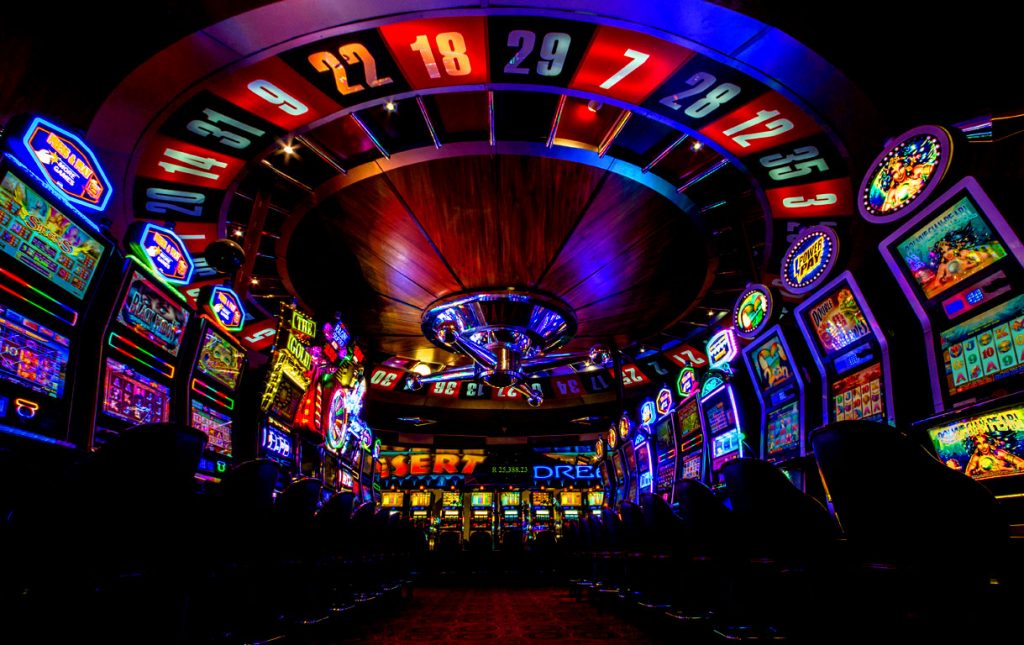 Keuntungan Bermain Casino Online
